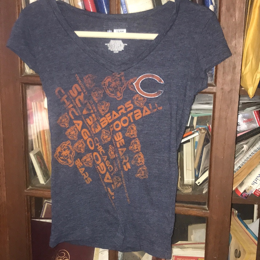 Asis Ladies Chicago Bears V-neck shirt